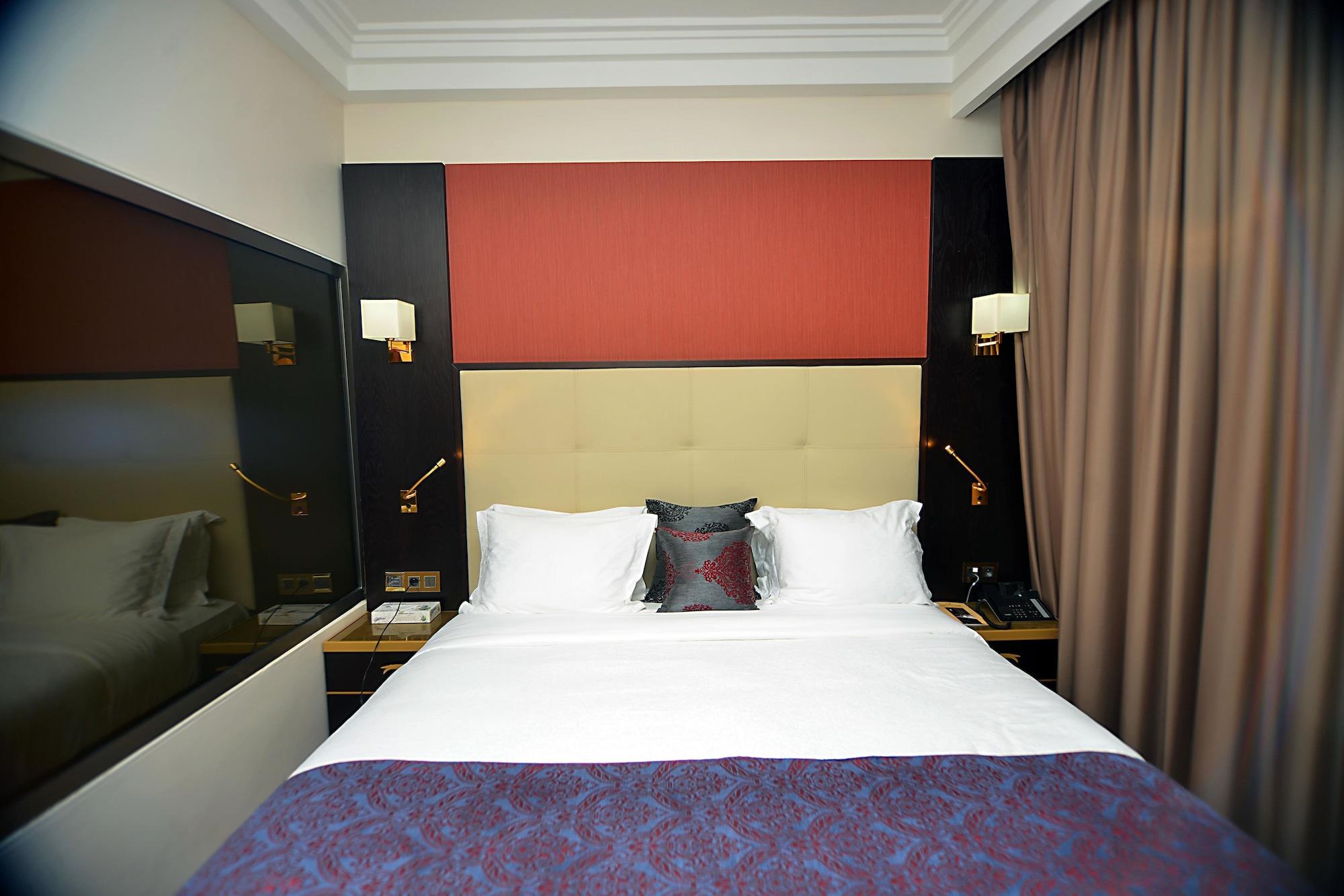 דקר Hotel Fleur De Lys Plateau מראה חיצוני תמונה