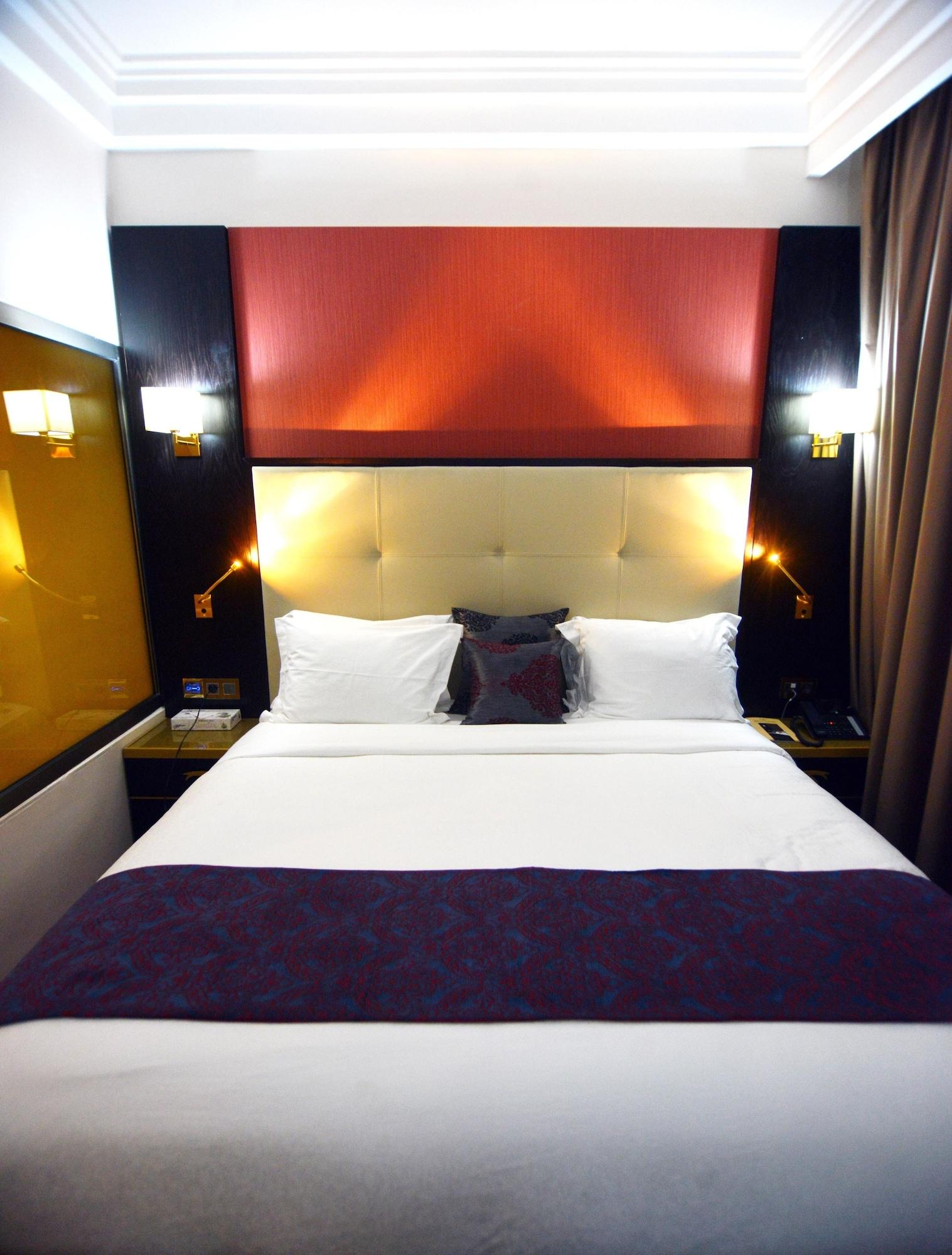 דקר Hotel Fleur De Lys Plateau מראה חיצוני תמונה