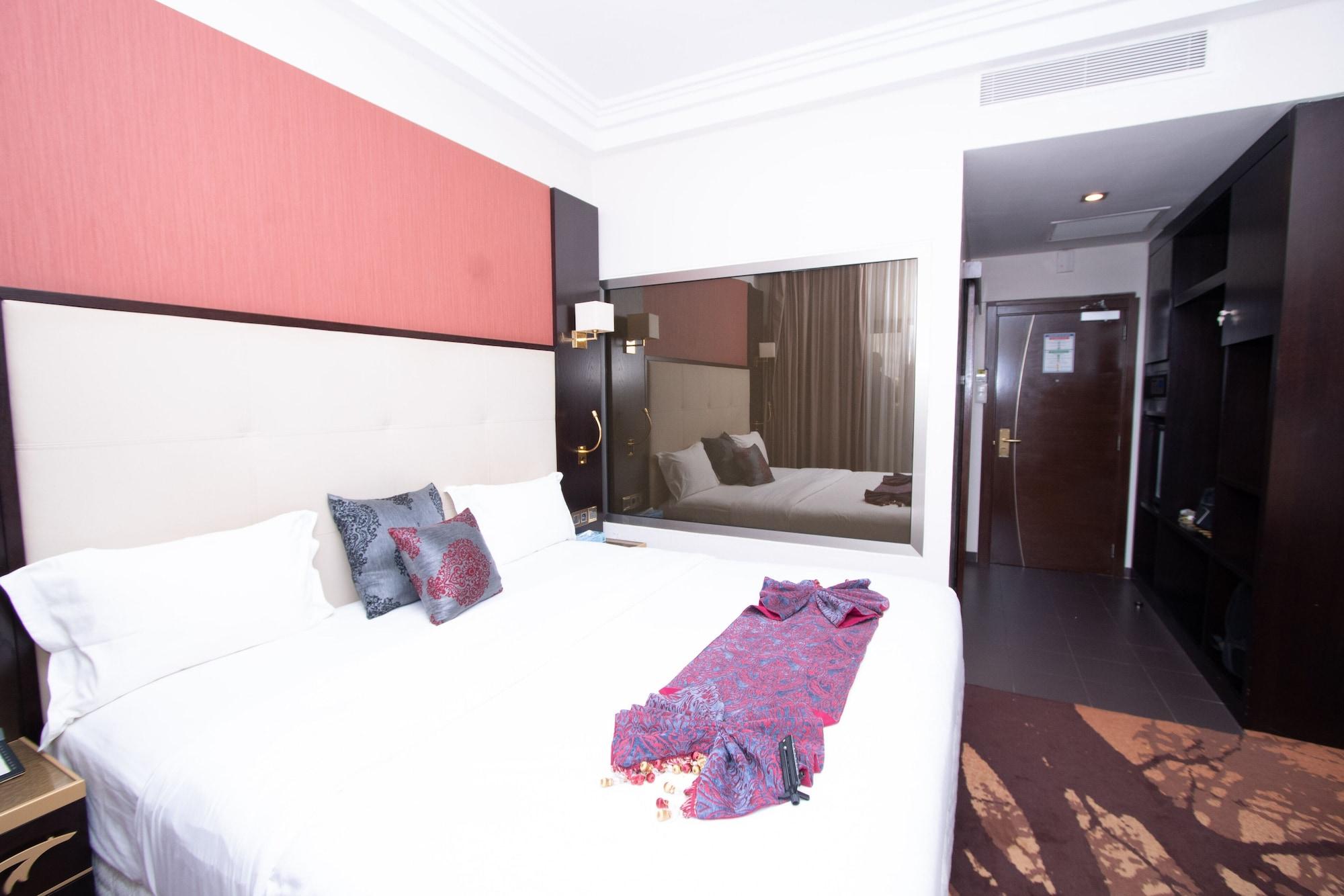דקר Hotel Fleur De Lys Plateau מראה חיצוני תמונה