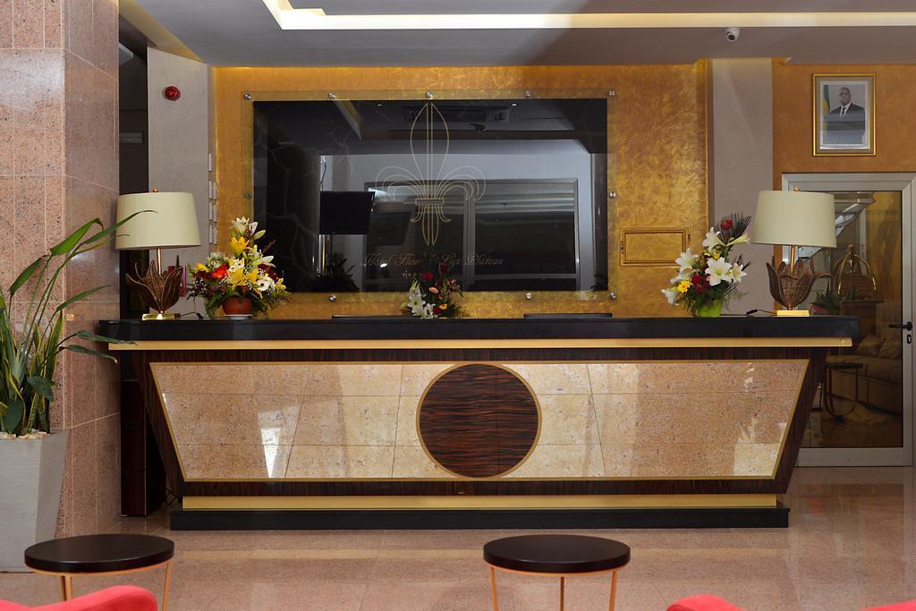 דקר Hotel Fleur De Lys Plateau מראה חיצוני תמונה