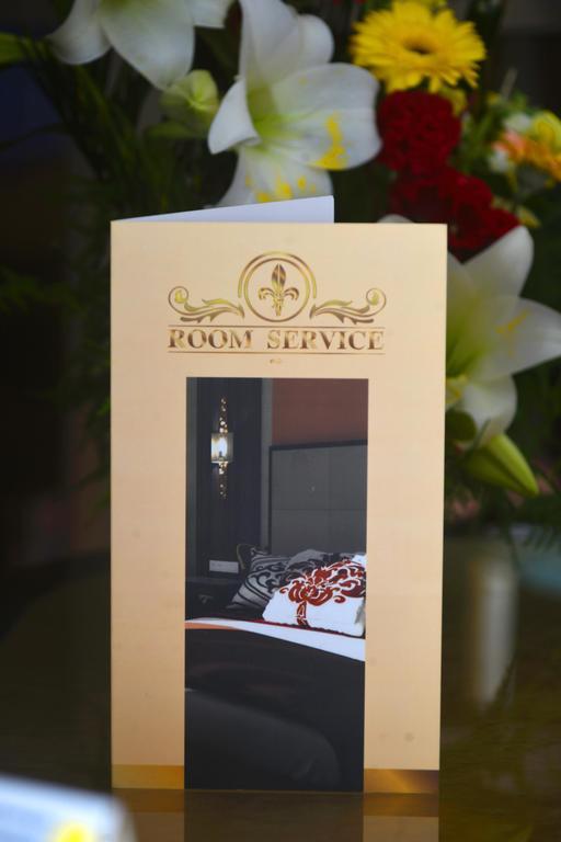 דקר Hotel Fleur De Lys Plateau מראה חיצוני תמונה
