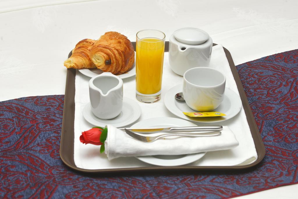 דקר Hotel Fleur De Lys Plateau מראה חיצוני תמונה