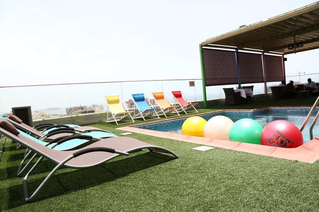 דקר Hotel Fleur De Lys Plateau מראה חיצוני תמונה