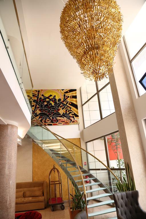 דקר Hotel Fleur De Lys Plateau מראה חיצוני תמונה